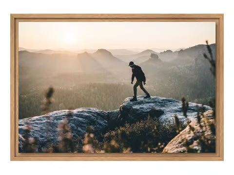 Map Montagne de Reims in three frame variants