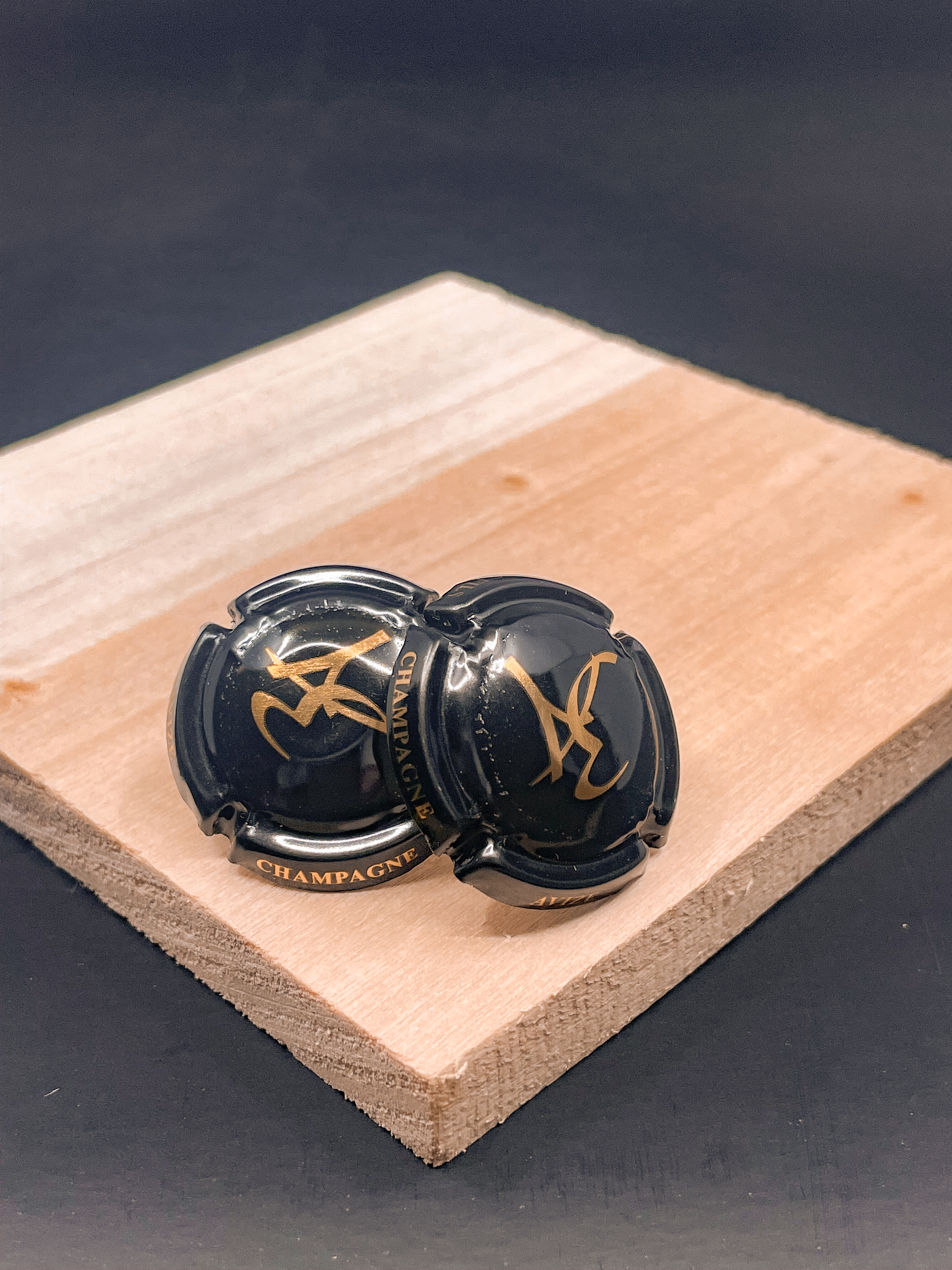 IMG_6766 Capsules Ohrstecker - Model De Sousa